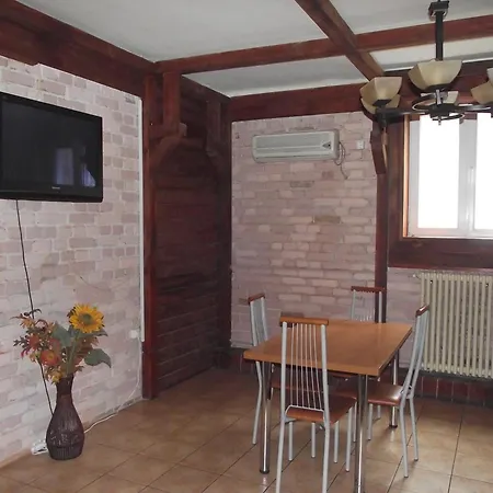 Carmelita Pensjonat 3*